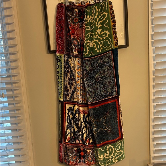 SFIZIO Patchwork Velvet Wide-Leg Pants - Picture 4 of 6